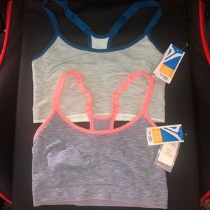 NWT Old Navy Active Sports Bras bundle of 2 Sz M